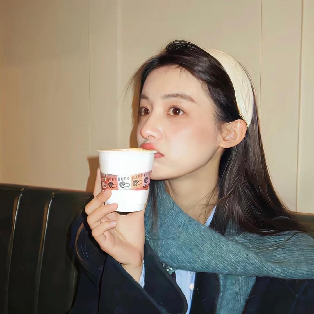小鱼呀🐠