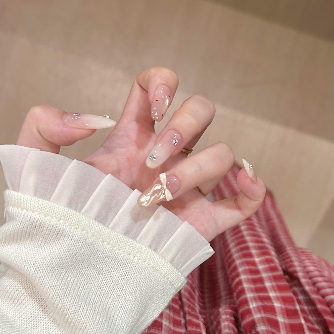 开心手工穿戴甲