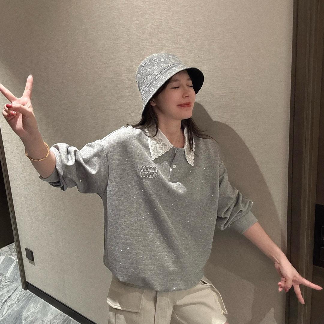 周明星OOTD穿搭