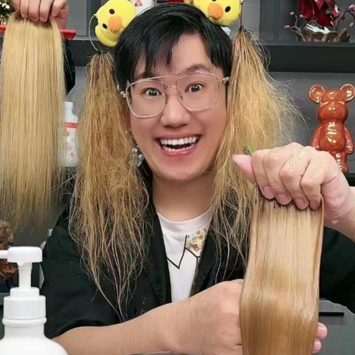 华渼芭西洗护发托尼王