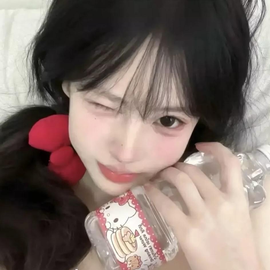 kitty吃年糕