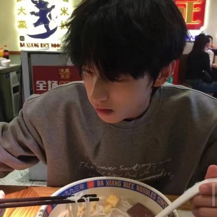 摆烂小郭
