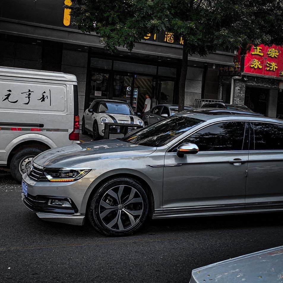 李（ai捣鼓个🚗）