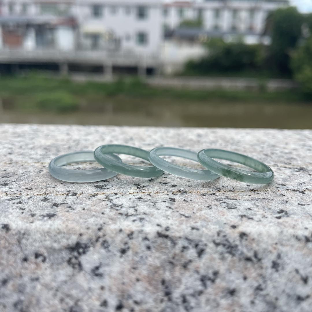 聚缘翡翠工厂店