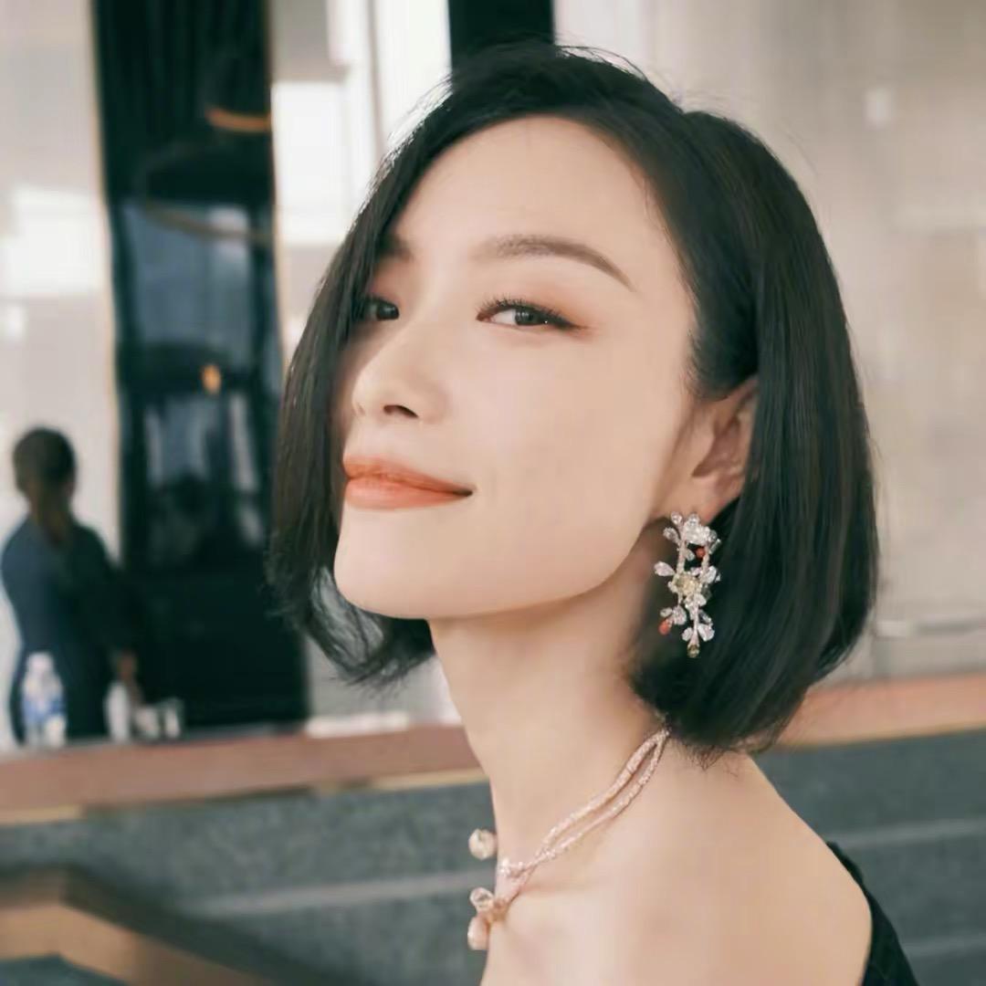 小黎轻奢女装