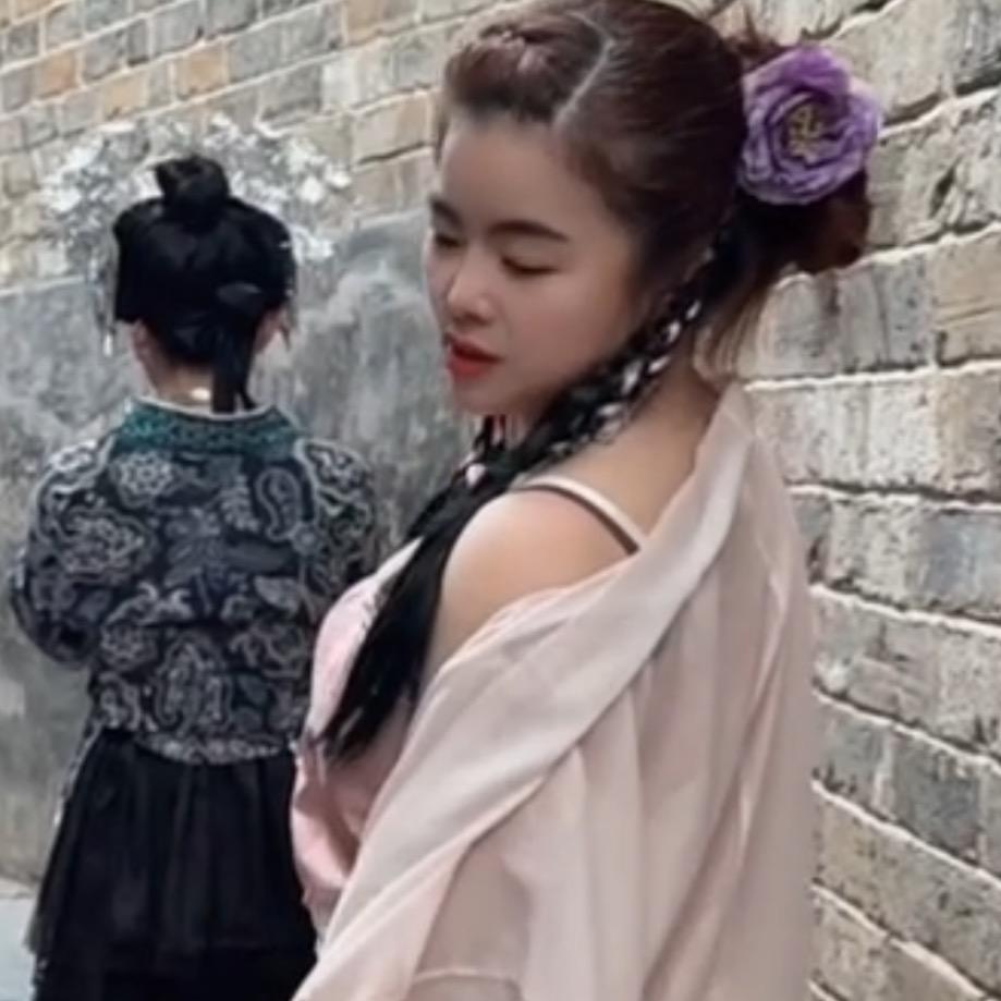 少妇玲