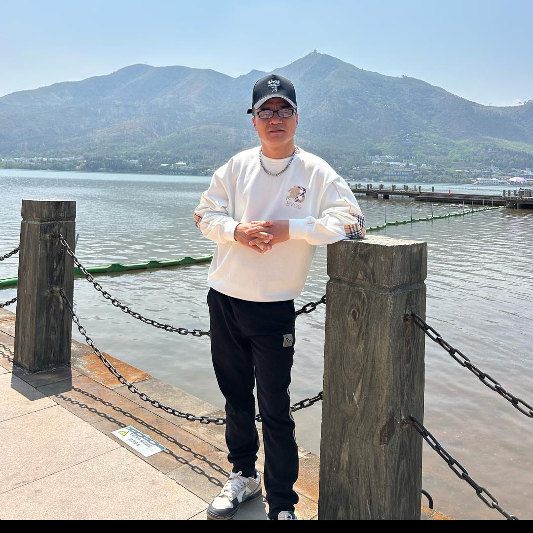 川爷（摔跤夫妻）