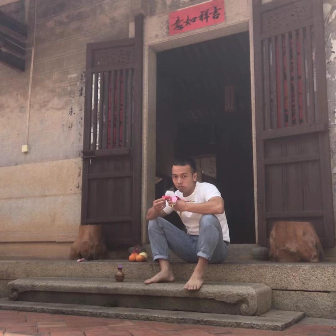 小伙子