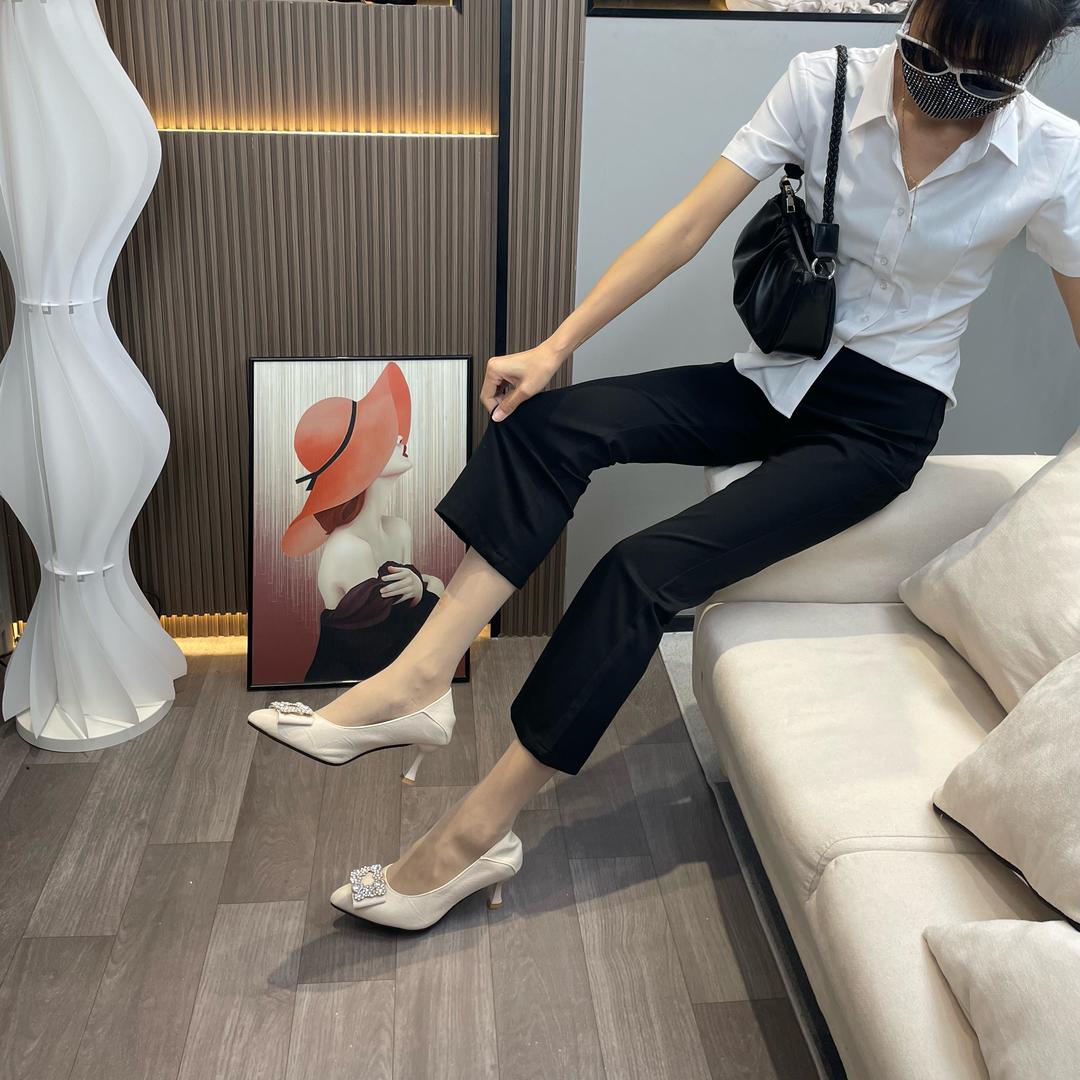 轻奢女裤工厂店