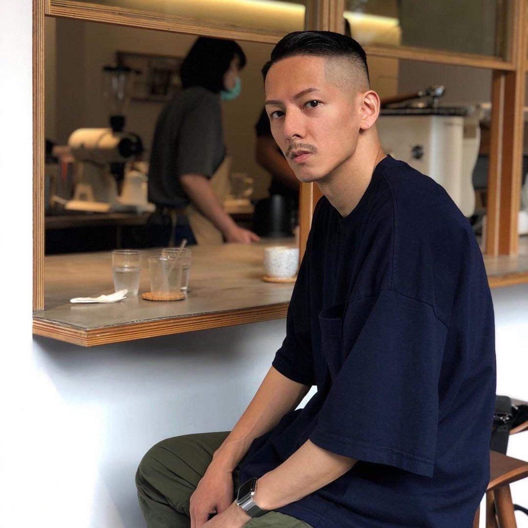 小点声.