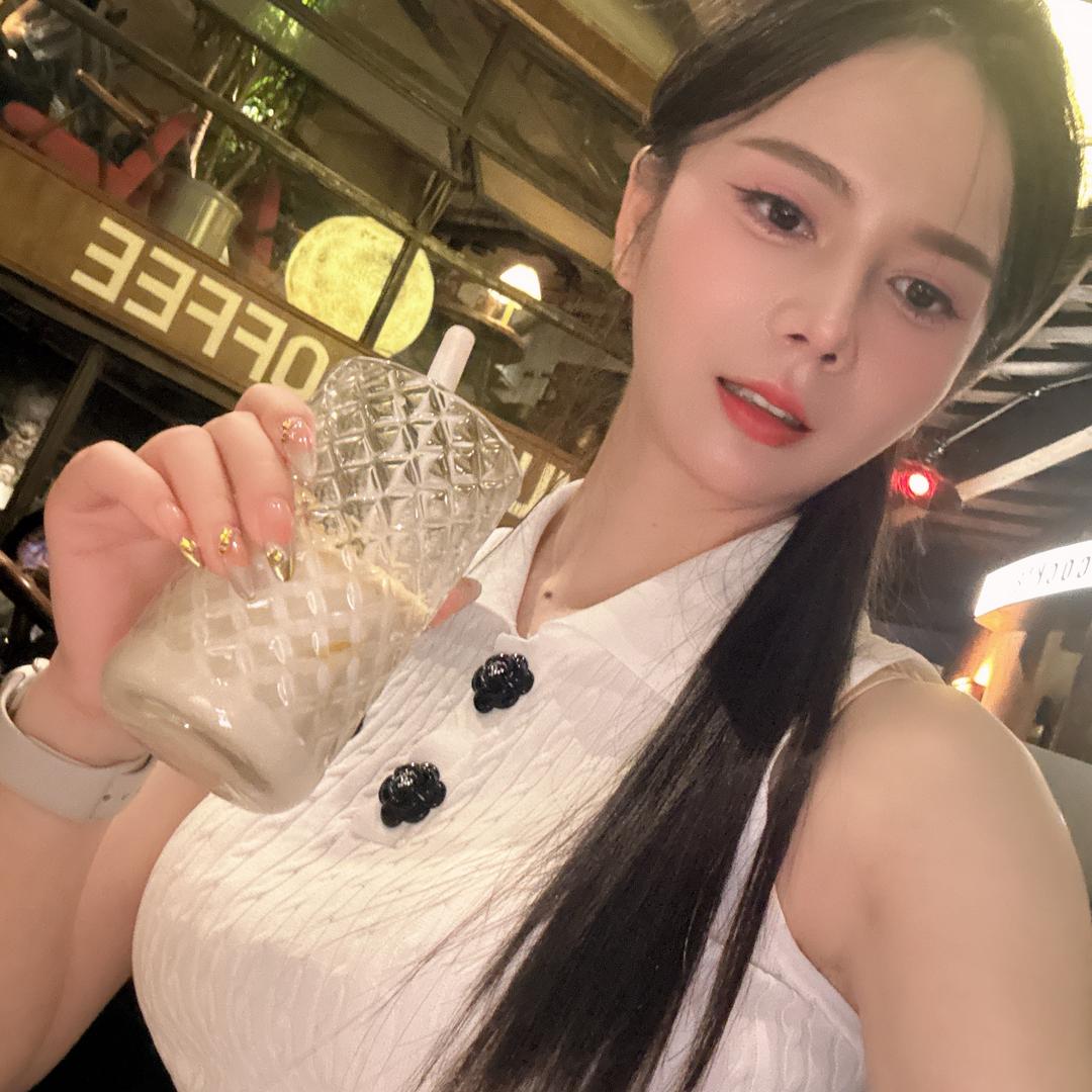 瑶妹妹🥂🥂🥂