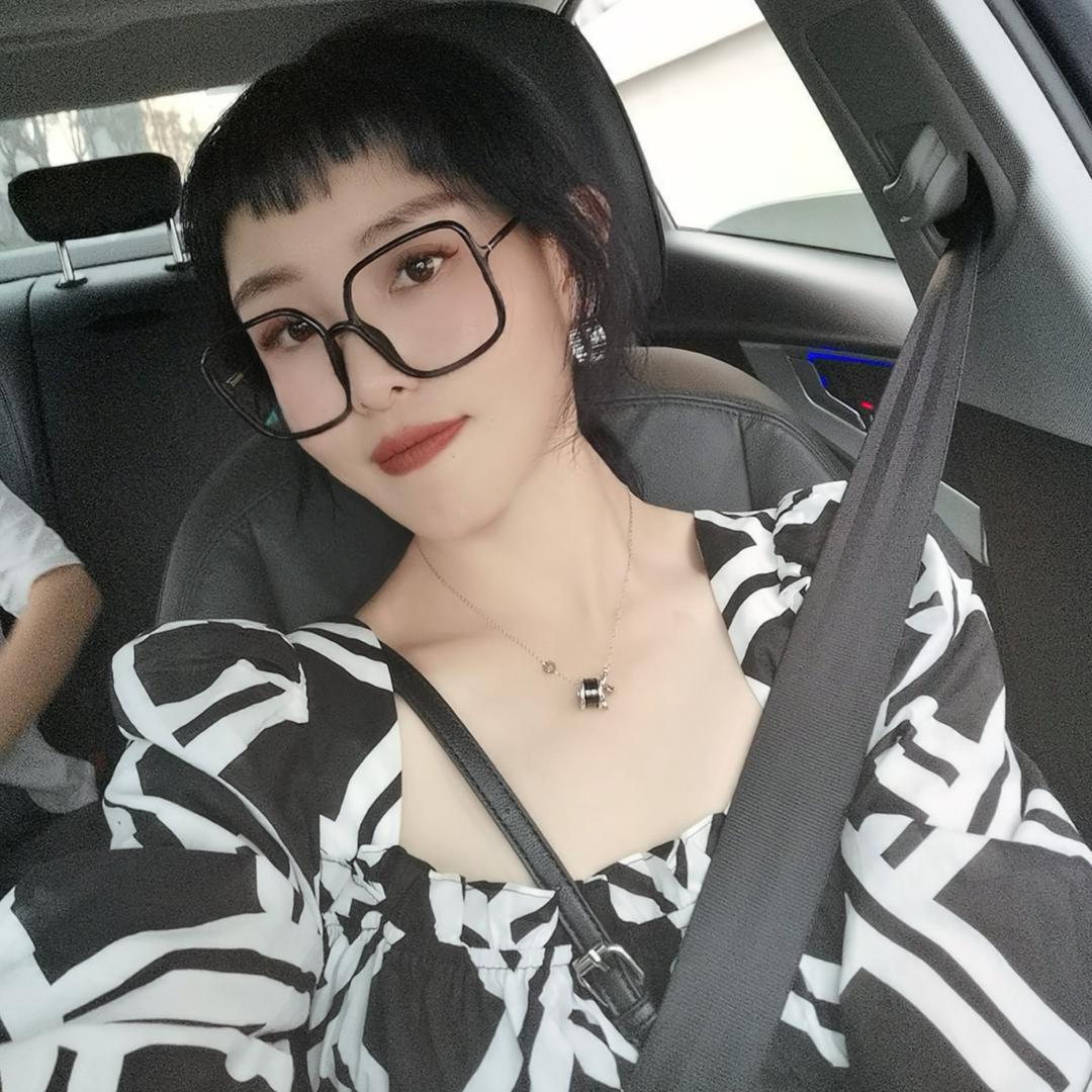 娟de服装店