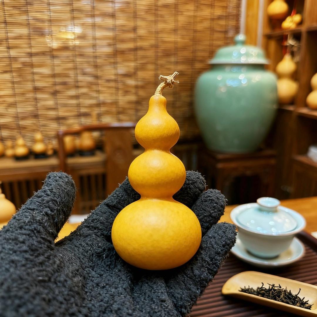 遥遥玩葫芦也疯狂