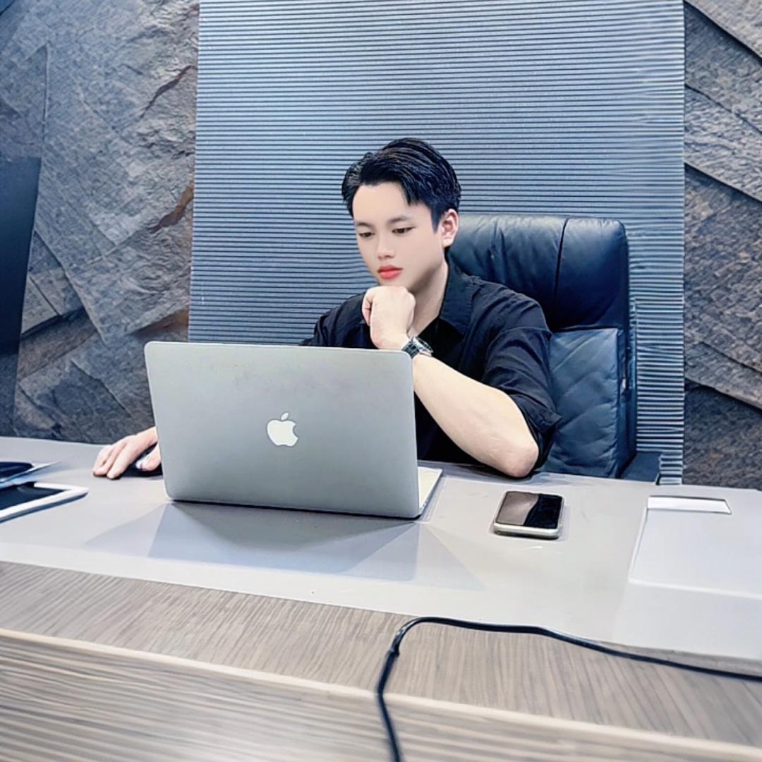 周先生（云南人）