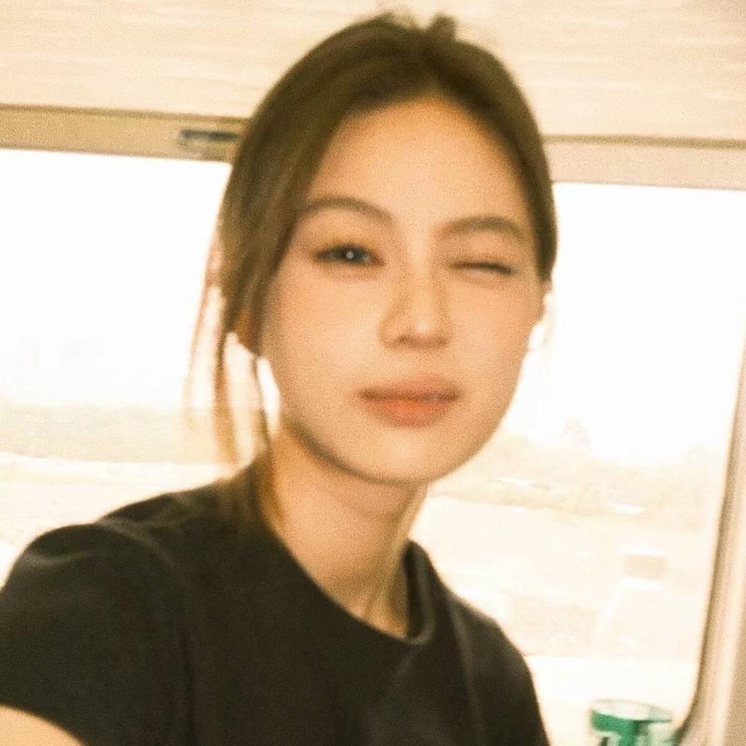 老公长年出差的李姐