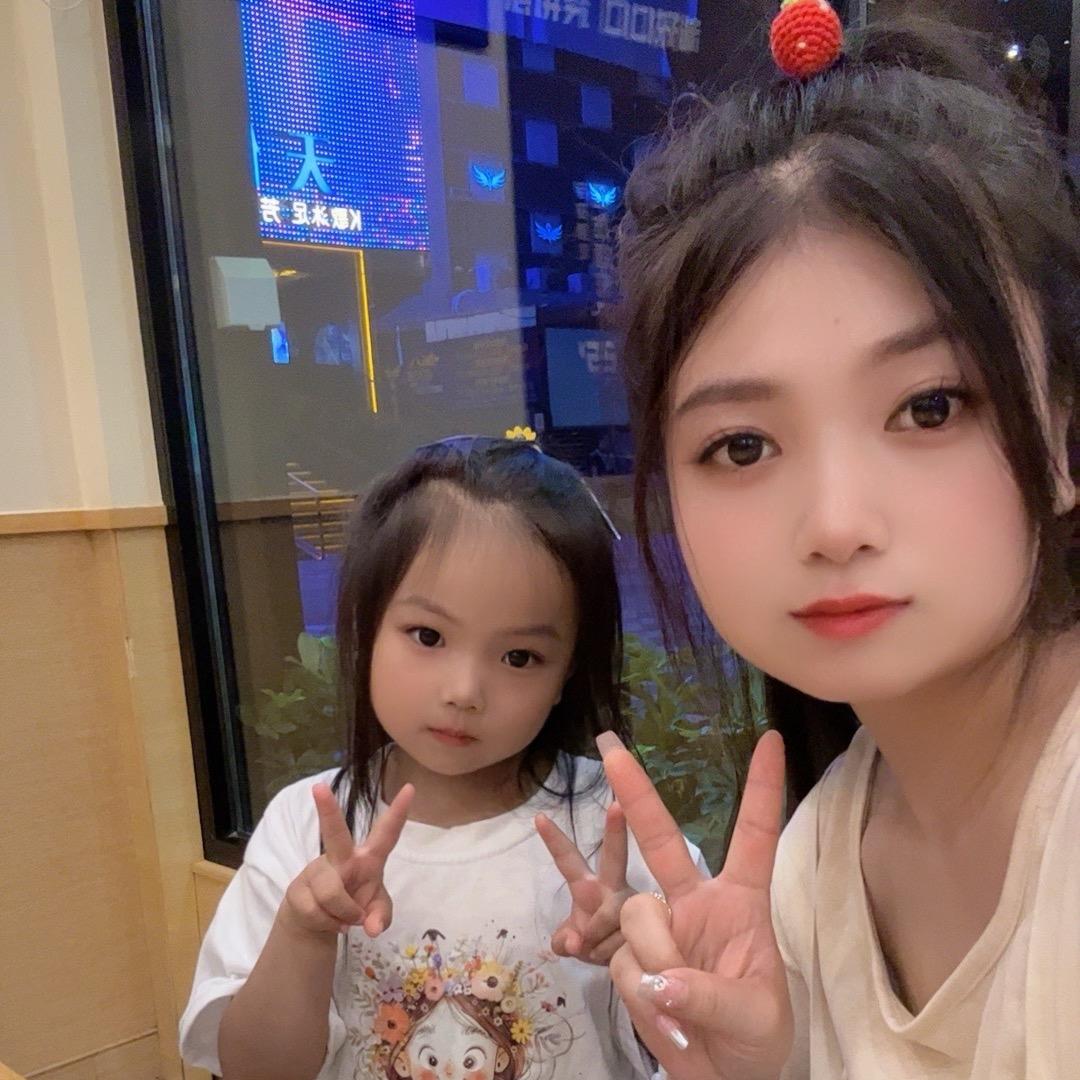 黄笑笑