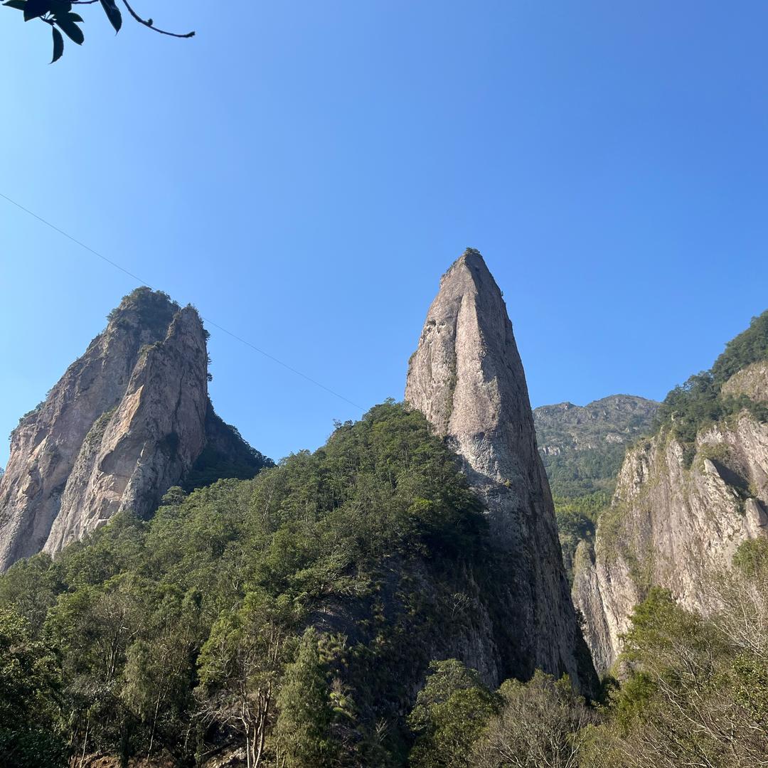 涵霏兮