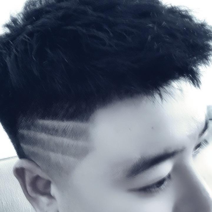 现在的小李他很暴躁