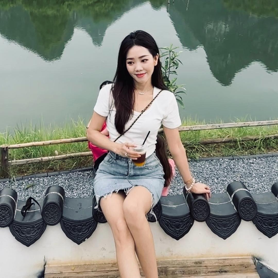 在逃学妹