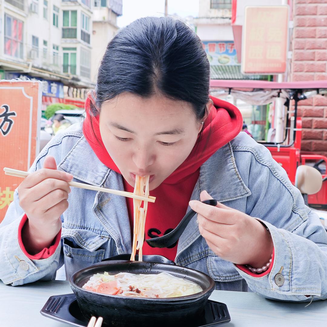 好吃嘴甜甜（酱紫琪团队）