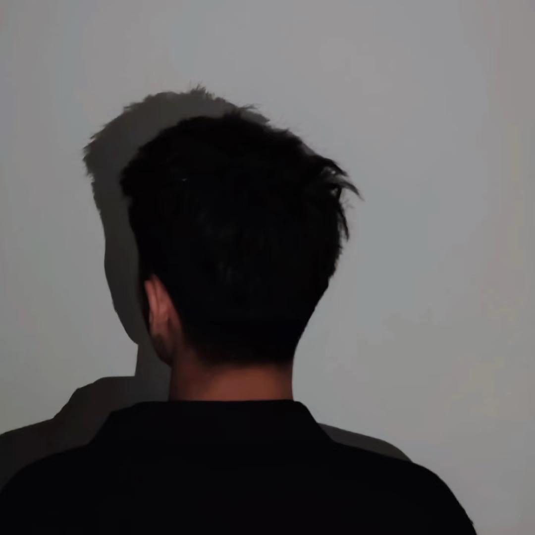 叨叨🍕🏖️🌈