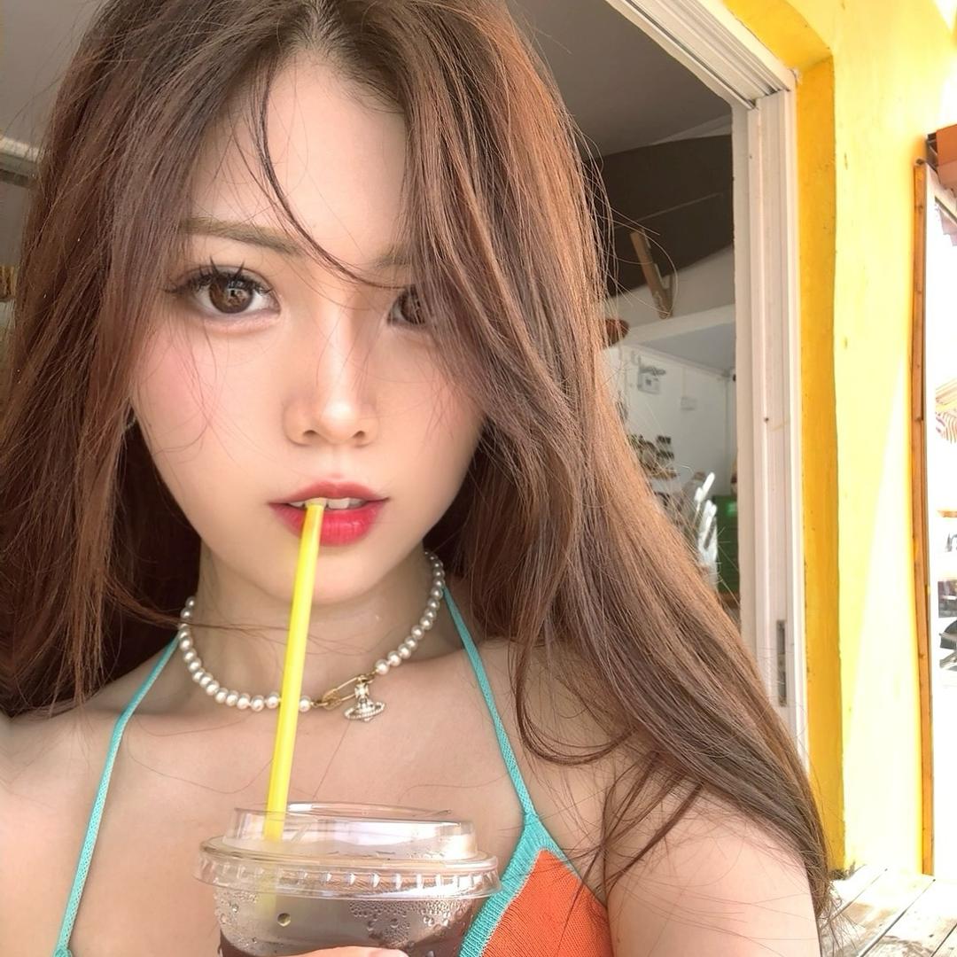 佳佳酱哟