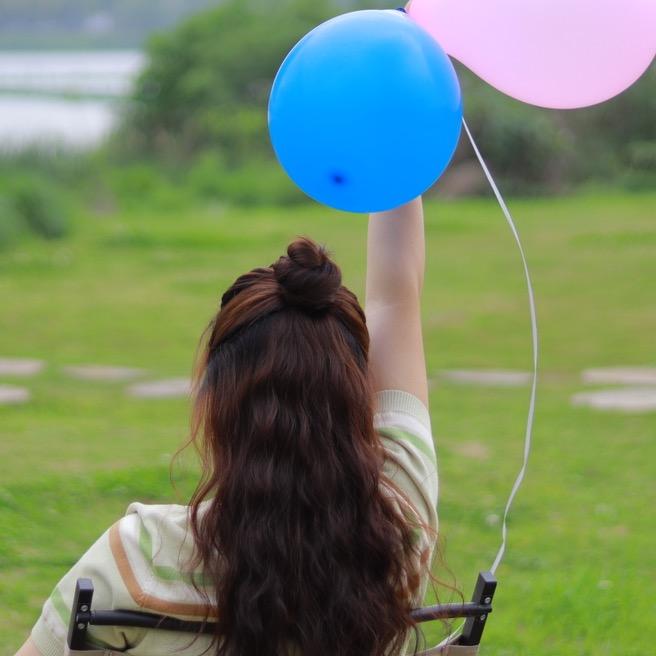 念安² º ² ³ ♡꙼̈