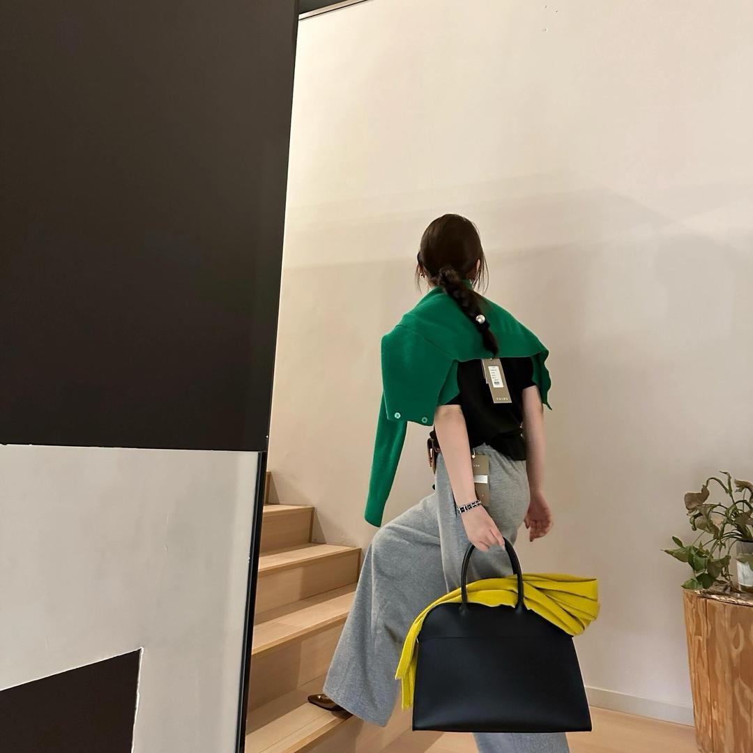 全品类大牌撤柜女装批发