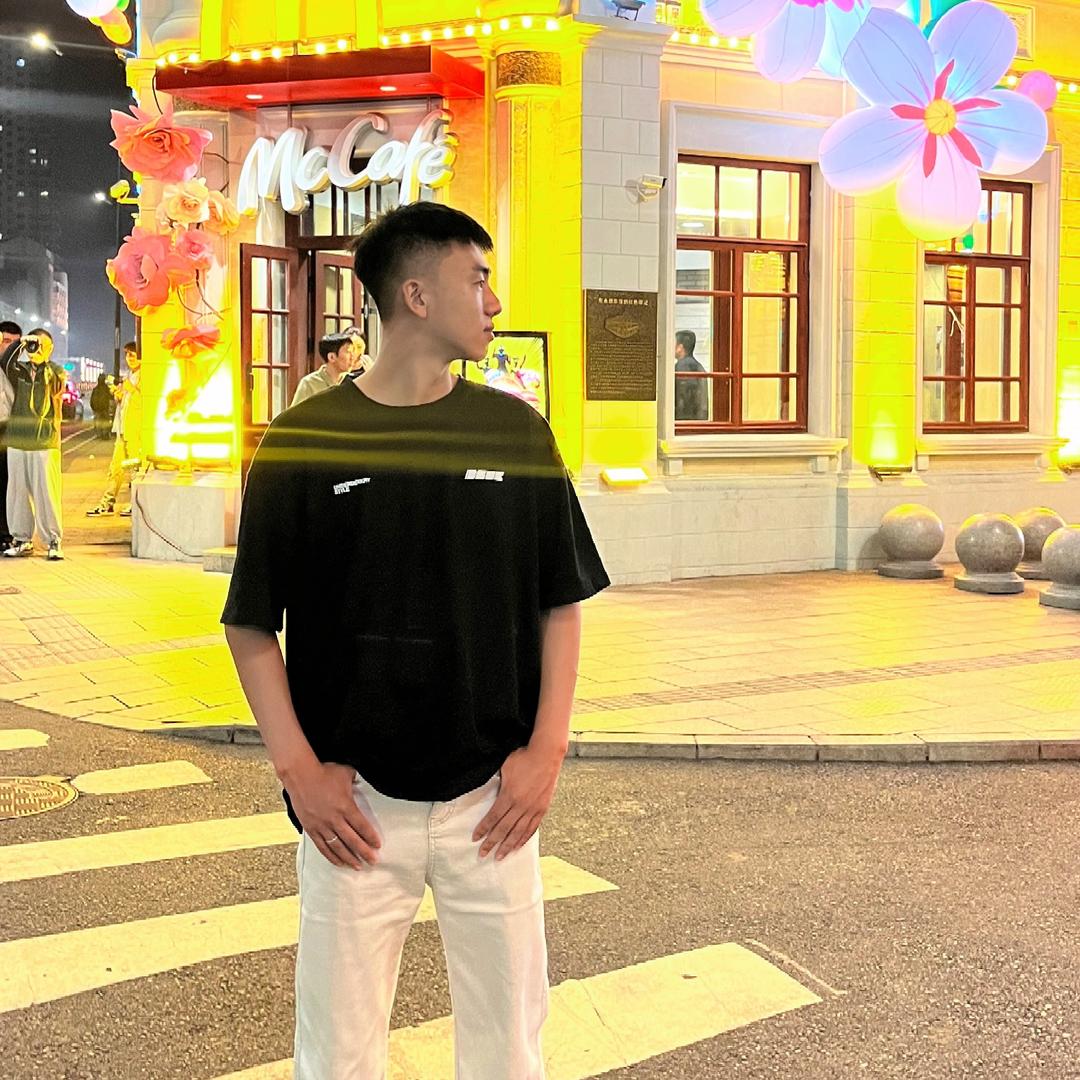 刘昊男