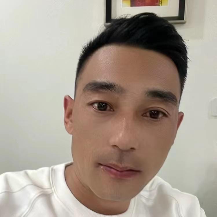 阿龙-厚德载物