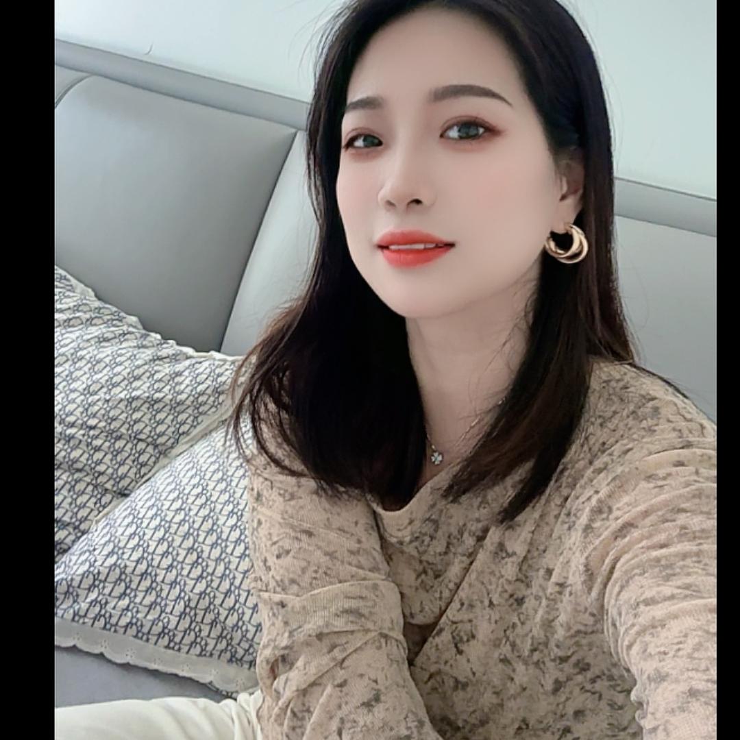 梅子（橱窗营业中）