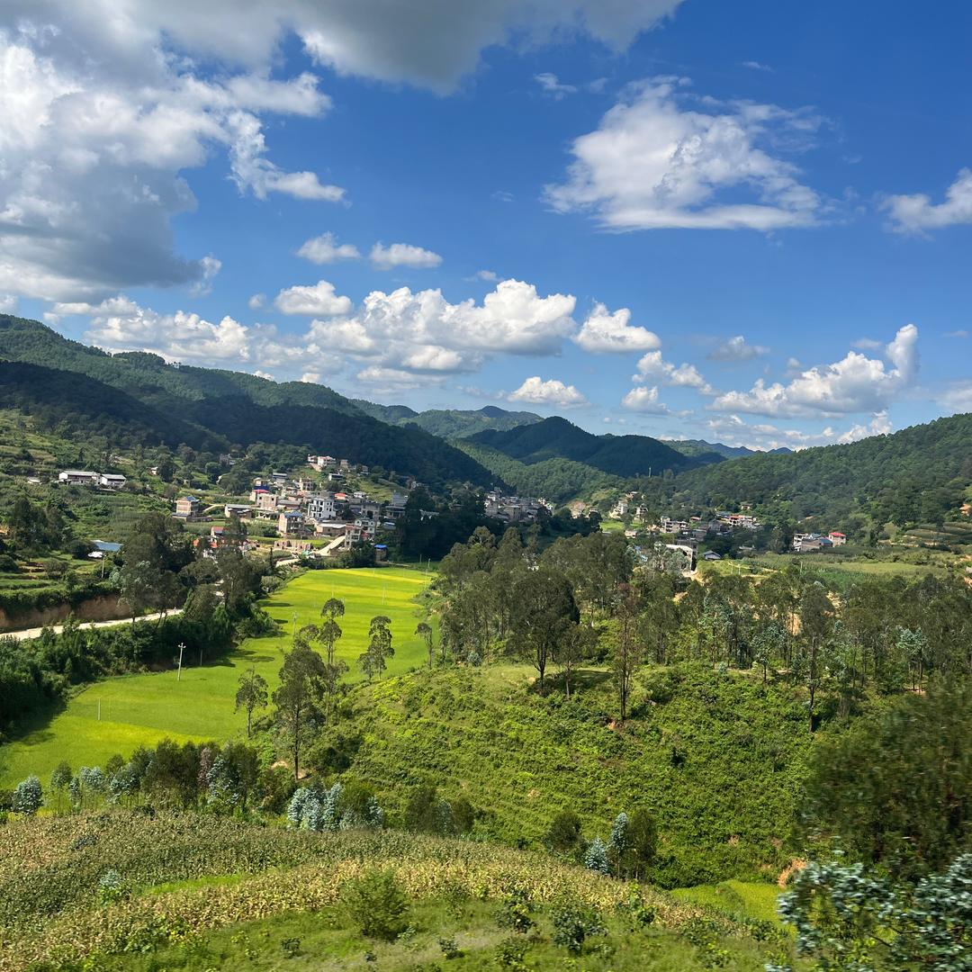 边境傣妹小田9号店