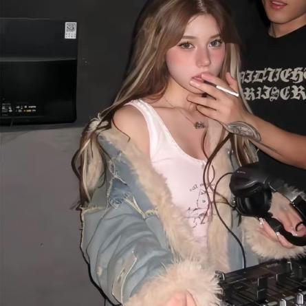 yy .