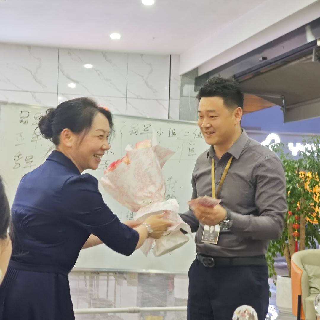 上海网约车一哥