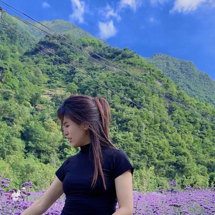攀果地彤姐