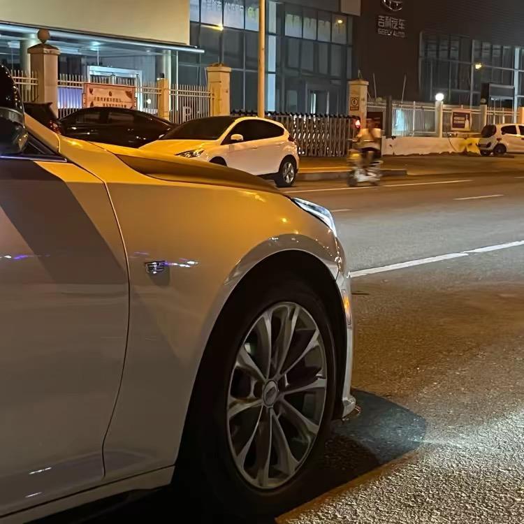 一杯冰美式（rs）