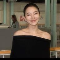 LiLi李慧儿-穿搭优选