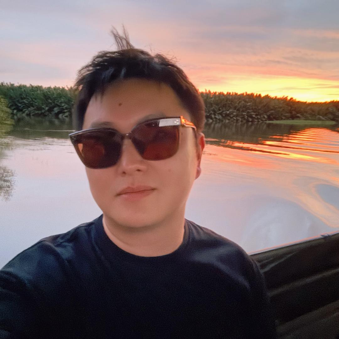 爱看网球的麦田