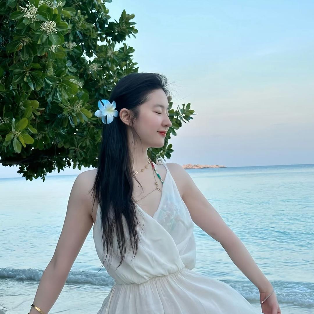 小锦李吖