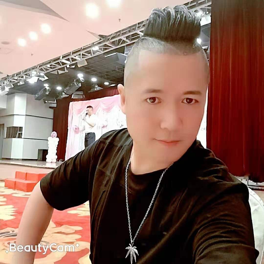 坤哥（谢绝连赞）