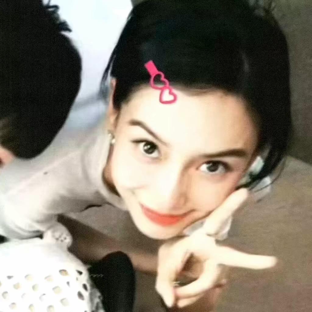 李思晴.