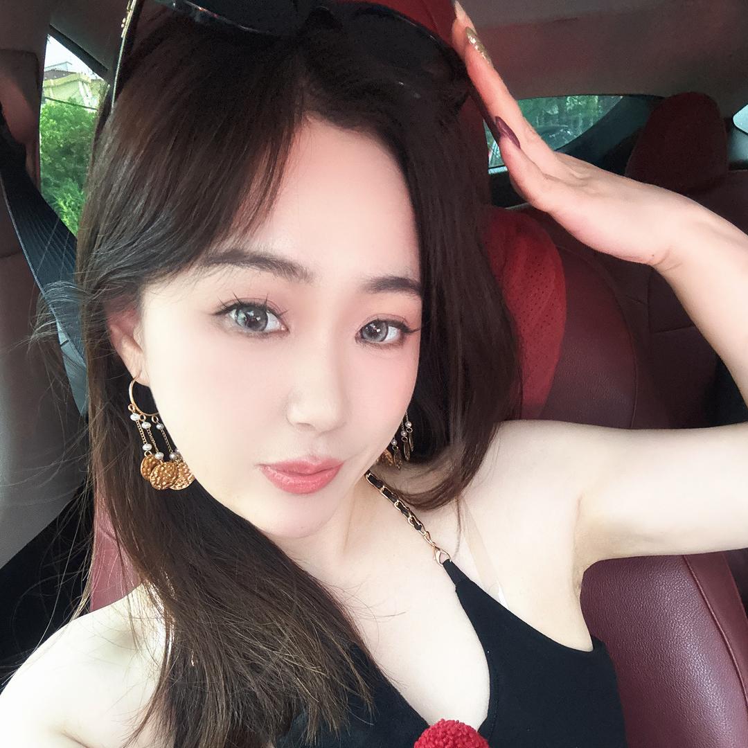 钱颂依Queen