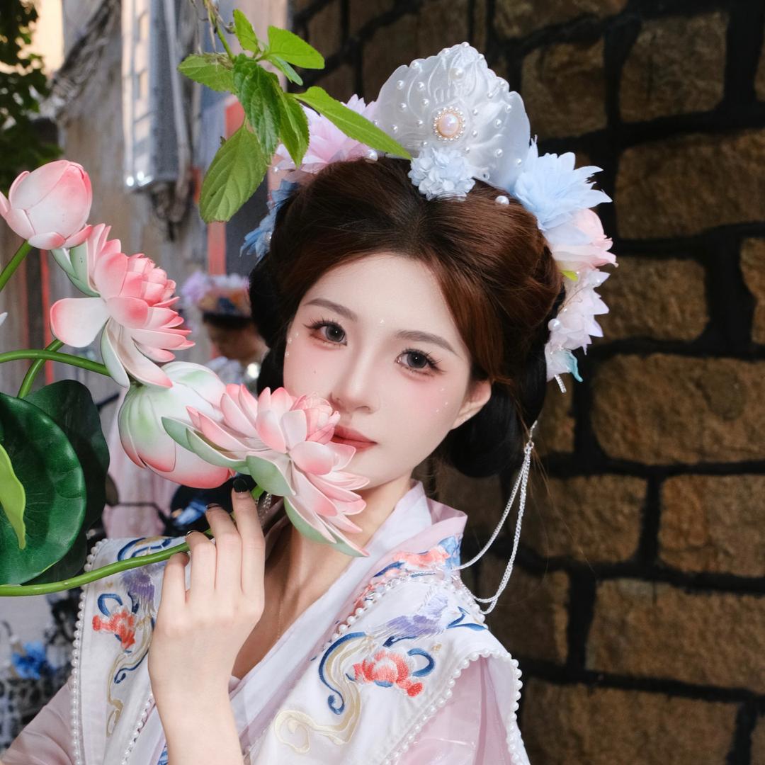 凤姐.东山岛陌上花雨簪花汉服旅拍体验馆