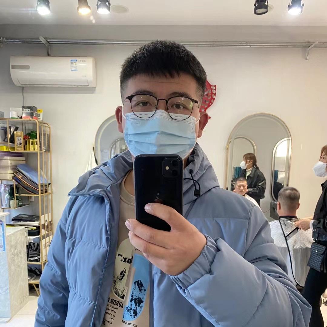 路灯下的爷们儿