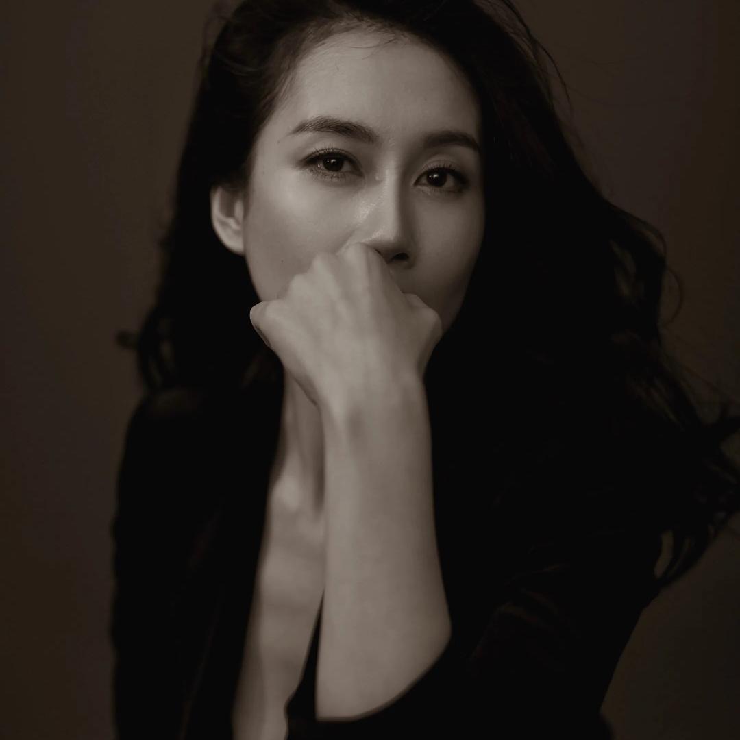 温峥嵘【精选美妆】