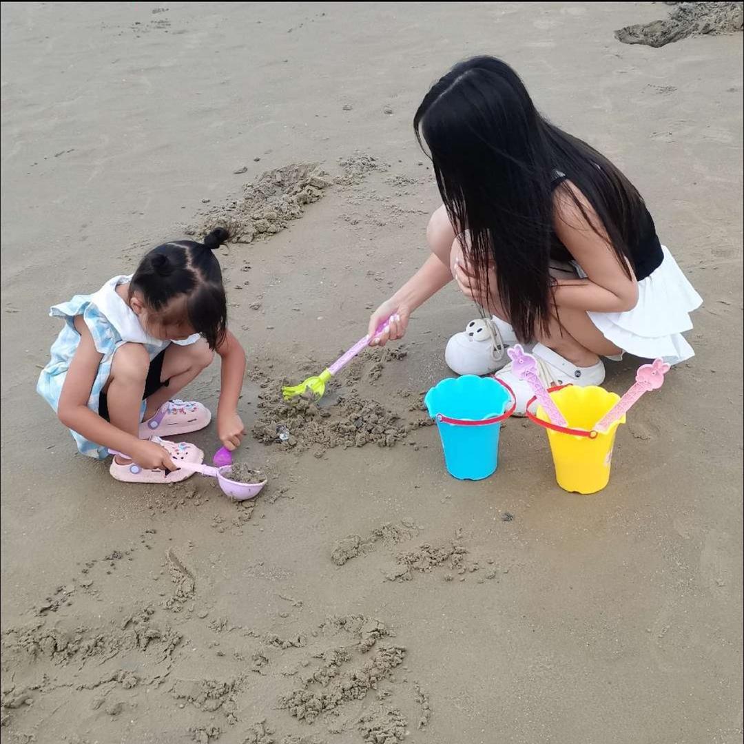 两小只小两只👧
