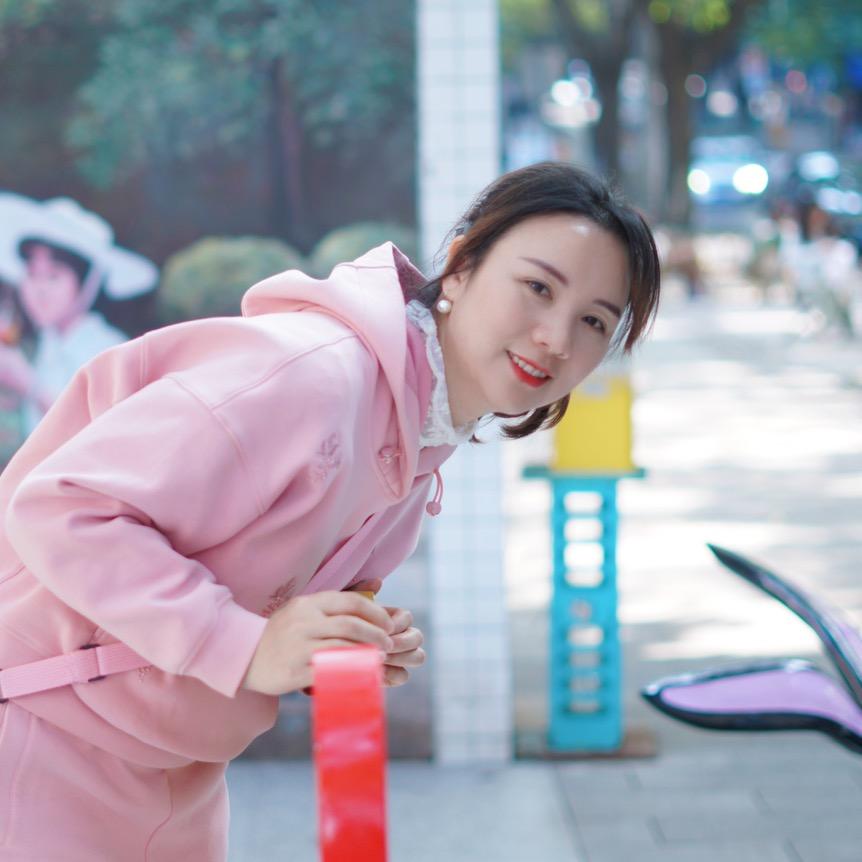 辣玲投食记