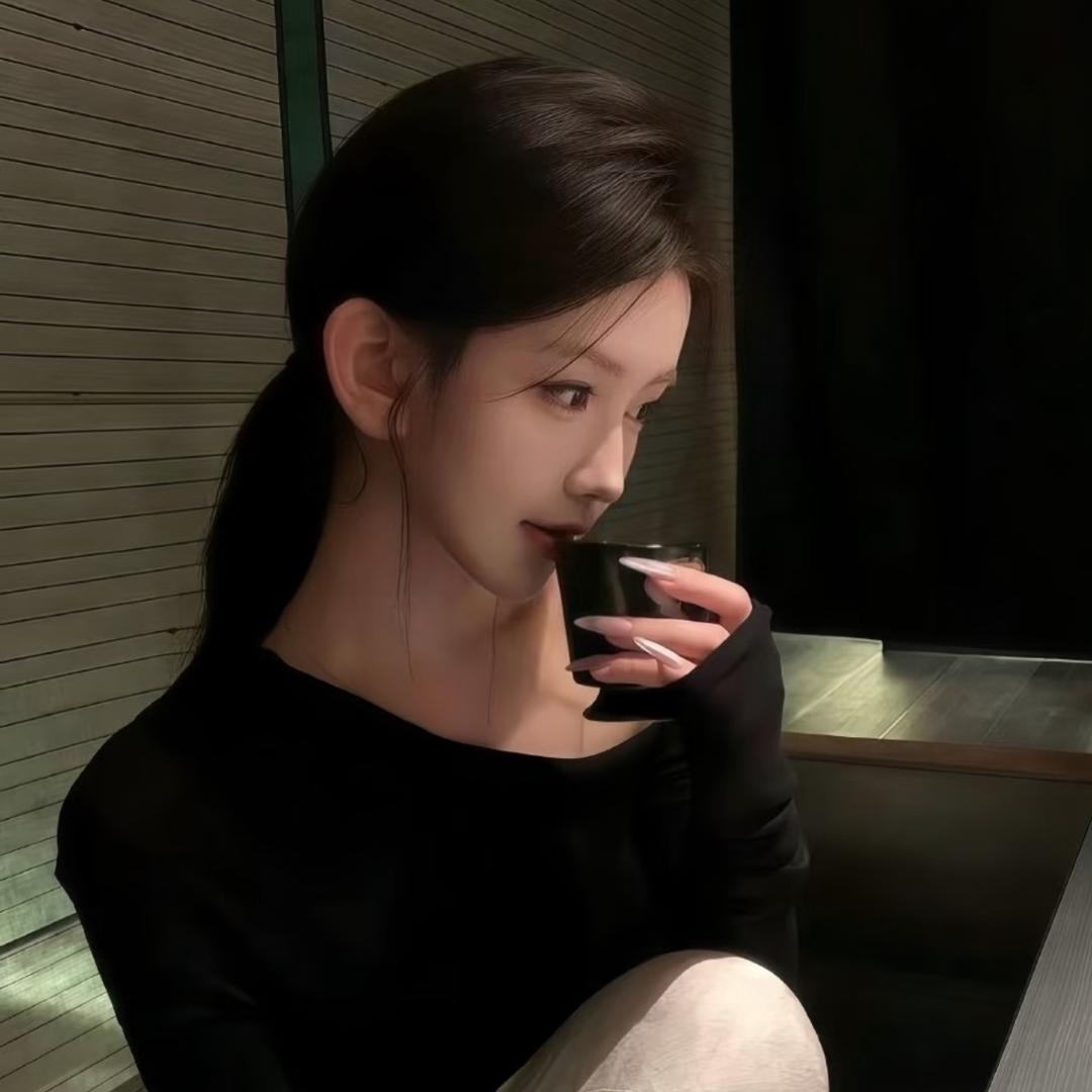 囷囷
