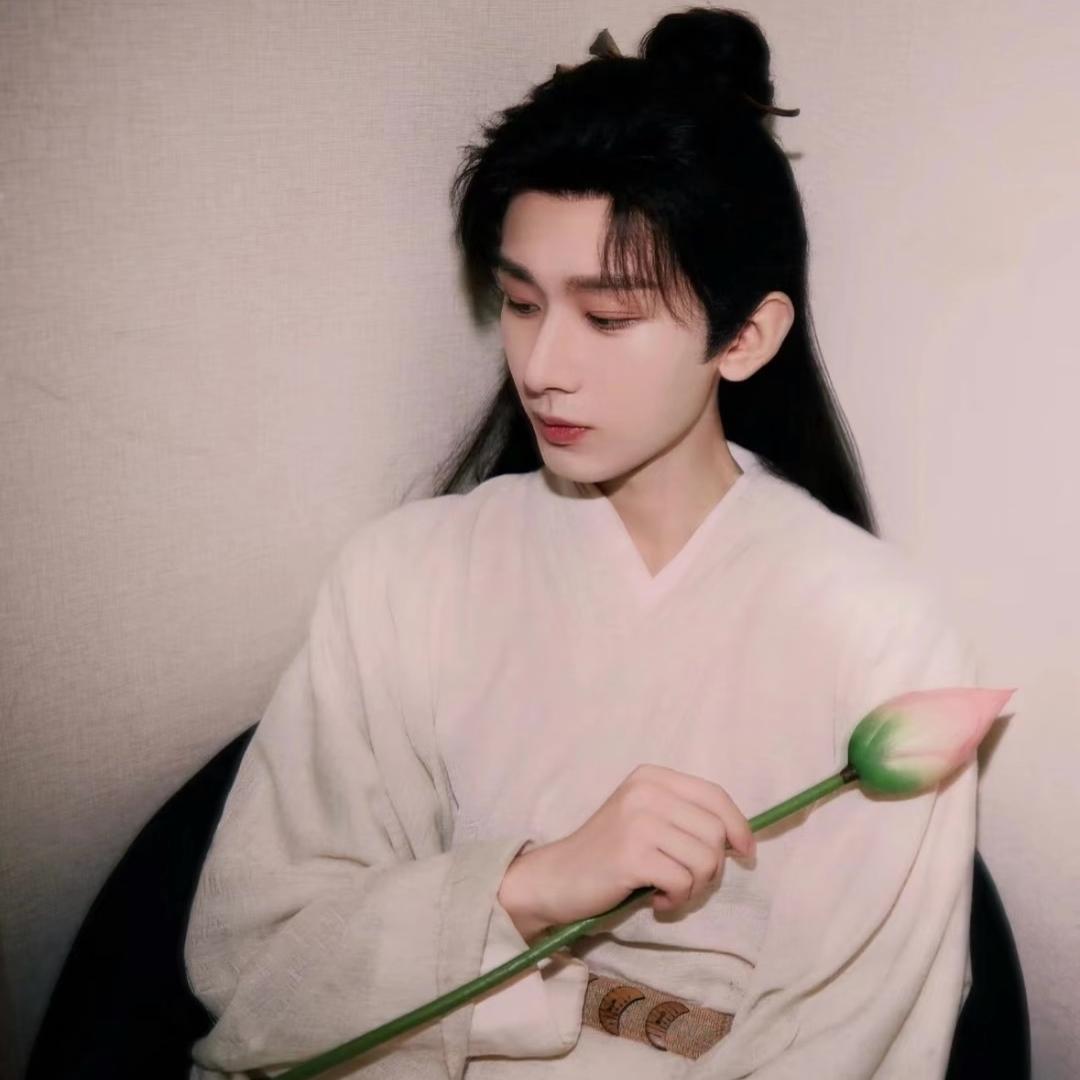 成毅的果果q.🥝