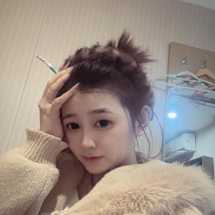 小小黑👱🏿‍♀️